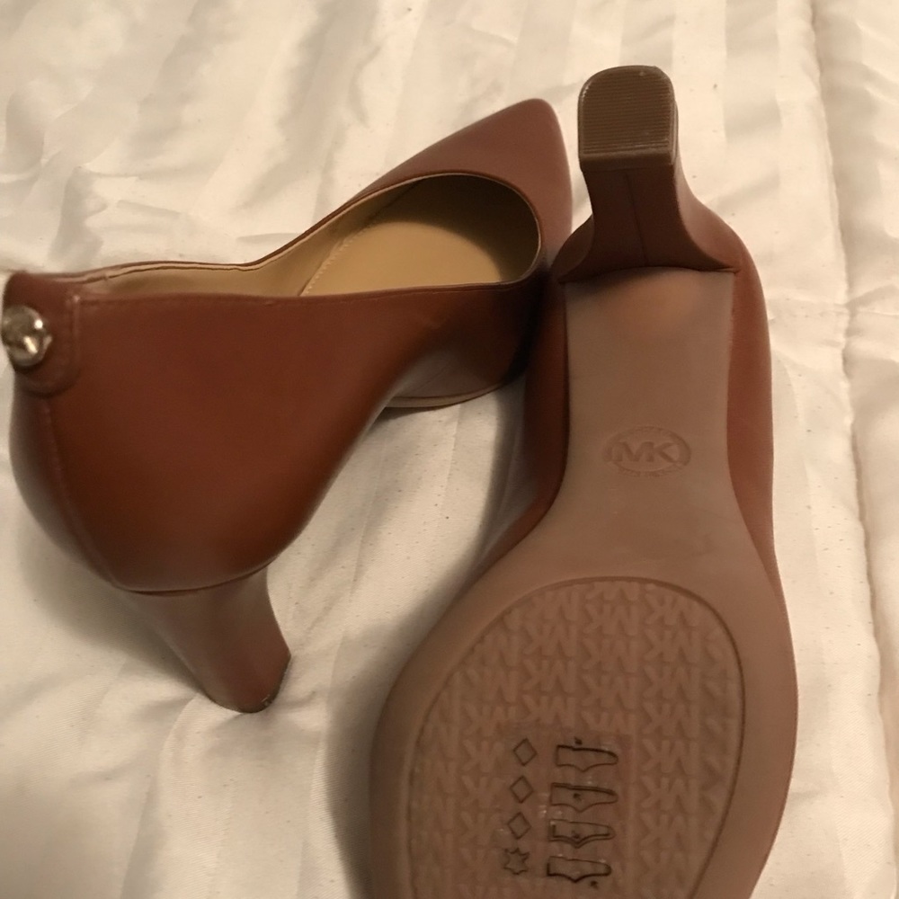 New ladies heels